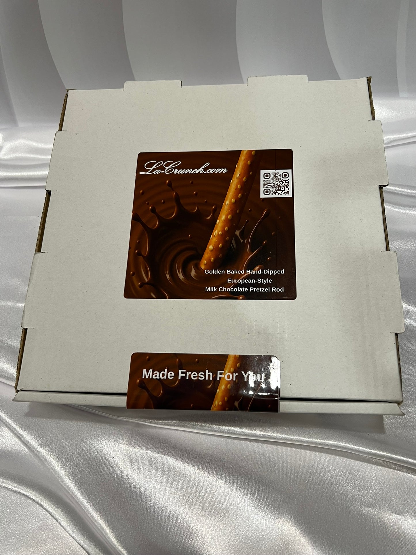 Personal Pizza Box - Hand-Dipped Chocolate Pretzel Rods